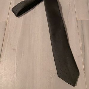 Oscar De La Renta Vintage Tie, Great Condition, Barely Worn Sheen Material